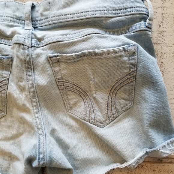 Hollister Distressed Midi Short - Picture 6 of 7